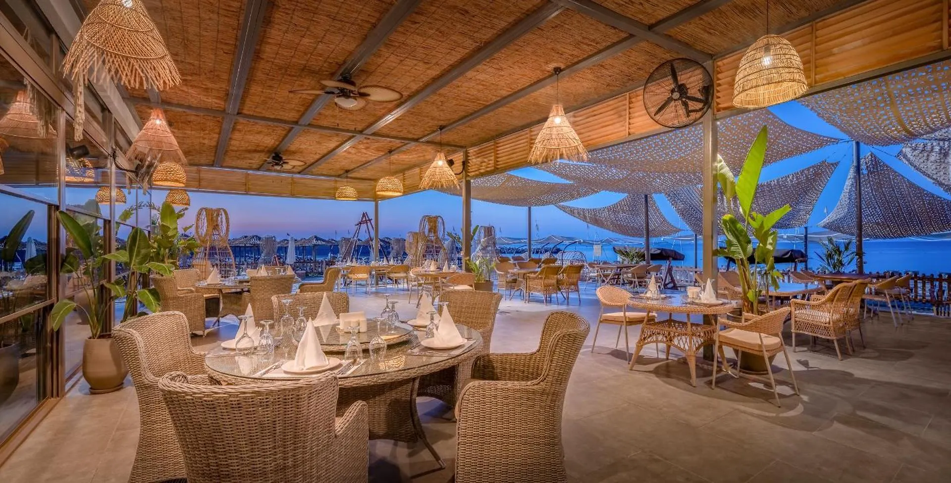 *****  Delphin Be Grand Resort Antalya Törökország