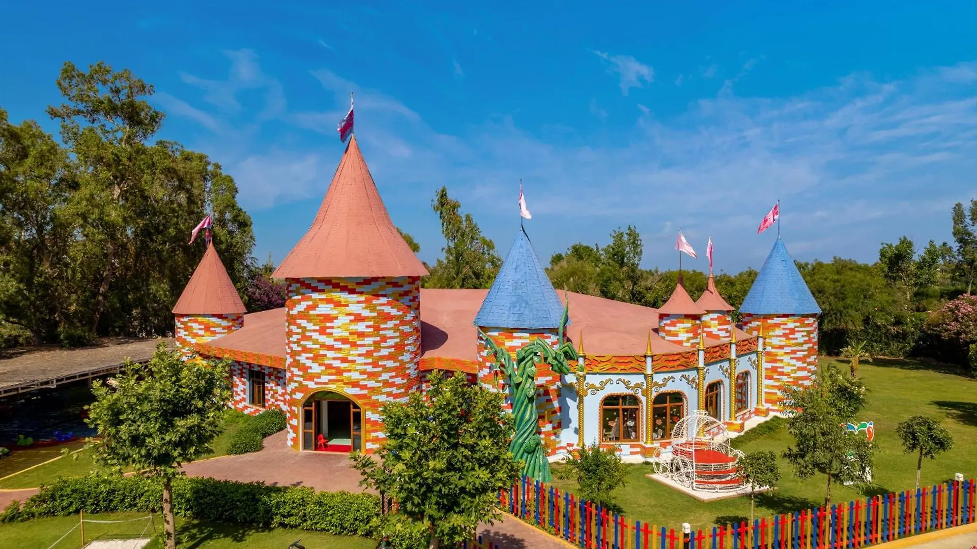 *****  Delphin Be Grand Resort Antalya Törökország
